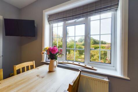 KITCHEN/ LIVING/ DINER