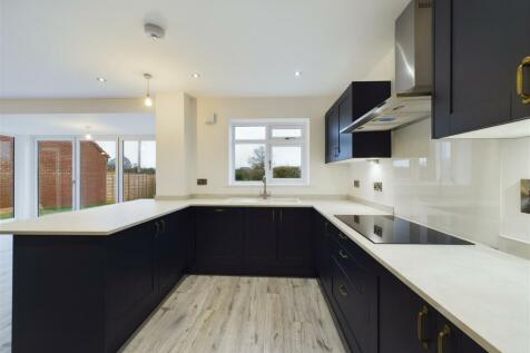 KITCHEN/ LIVING/ DINER
