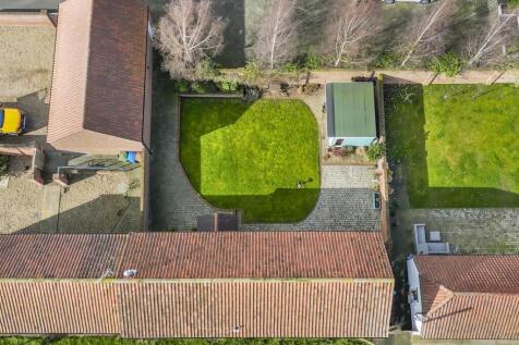 3 Manor Close3.jpg