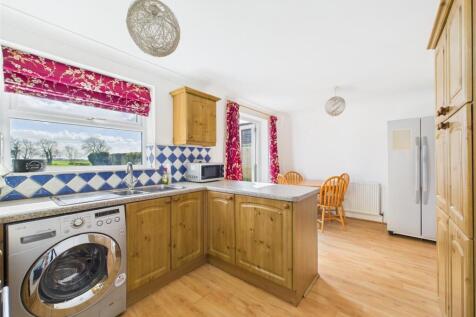 KITCHEN/ DINER