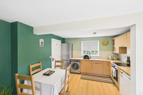 KITCHEN/ DINER