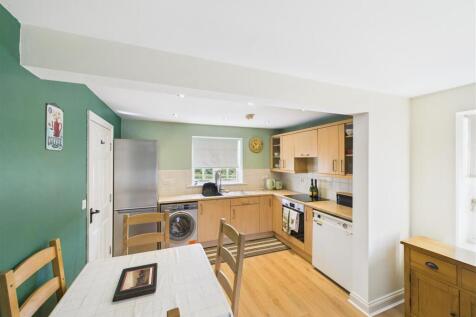 KITCHEN/ DINER