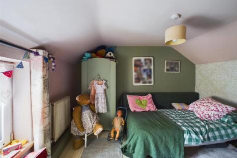 BEDROOM 3