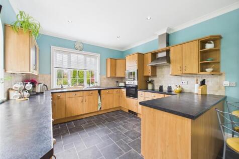 KITCHEN/ DINER