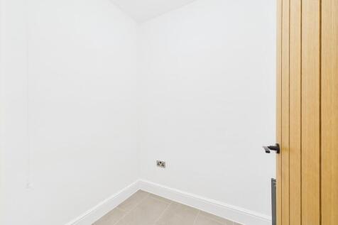 STORAGE CUPBOARD