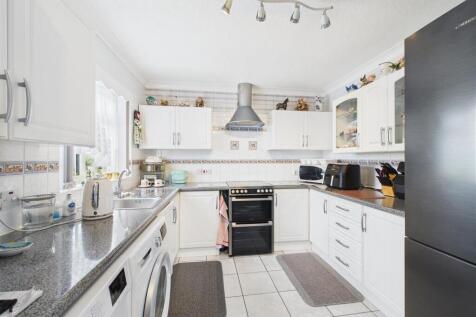 KITCHEN/ DINER