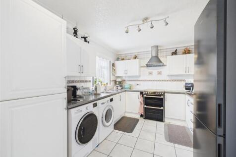 KITCHEN/ DINER