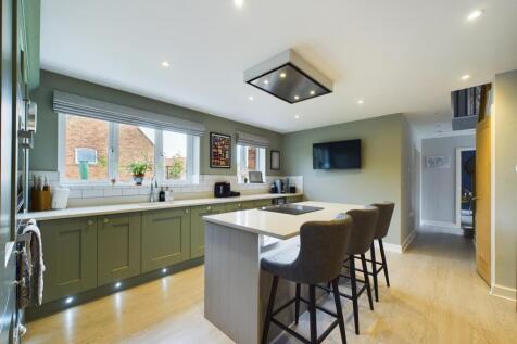LIVING KITCHEN