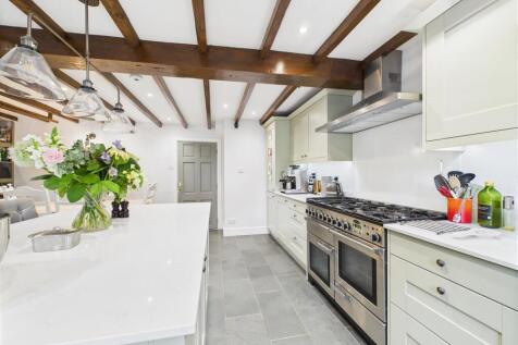 KITCHEN/ DINER