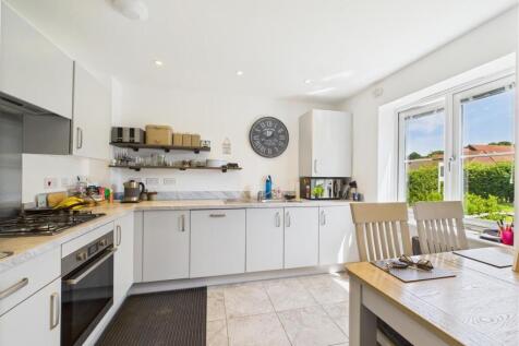 KITCHEN/ DINER