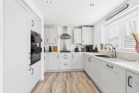 KITCHEN/ DINER