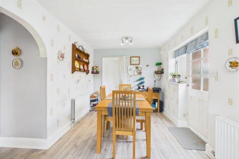 KITCHEN WITH DINING AREA