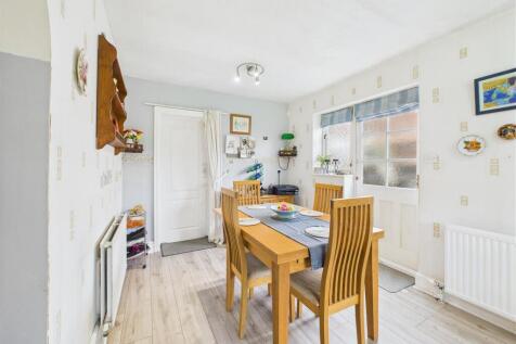 KITCHEN WITH DINING AREA