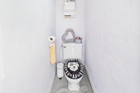 OUTSIDE WC
