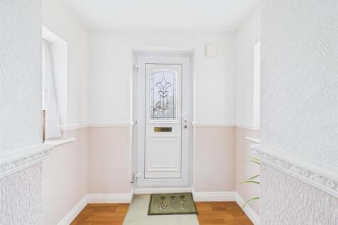 ENTRANCE PORCH