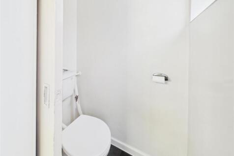 CLOAKS/ WC