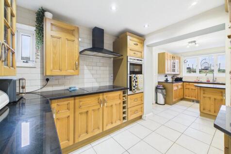 KITCHEN/ DINER
