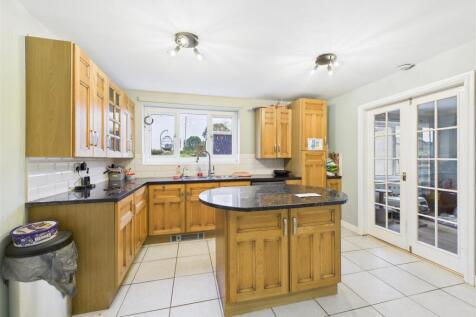 KITCHEN/ DINER