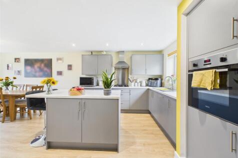 KITCHEN/ DINER