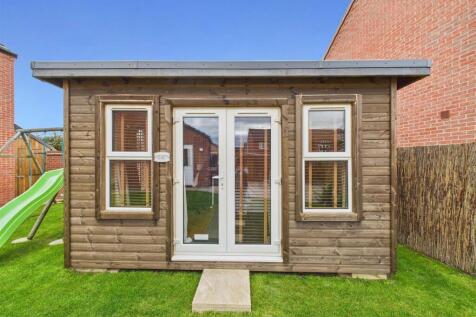 SUMMERHOUSE/HOME OFFICE