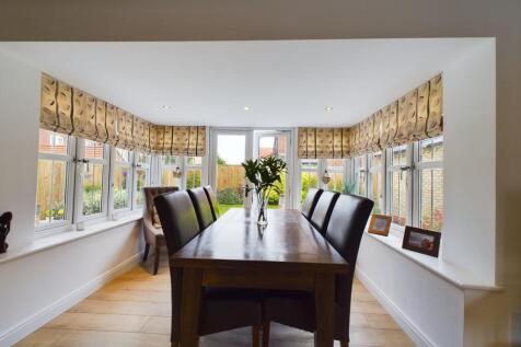 KITCHEN/ LIVING/ DINER