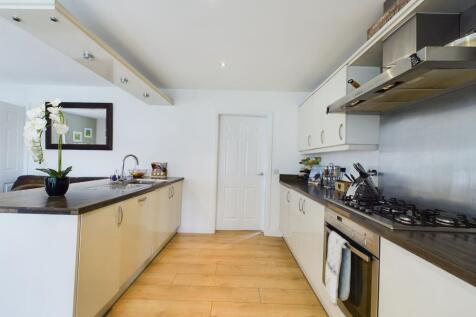 KITCHEN/ LIVING/ DINER