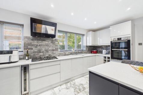 KITCHEN/ LIVING/ DINER