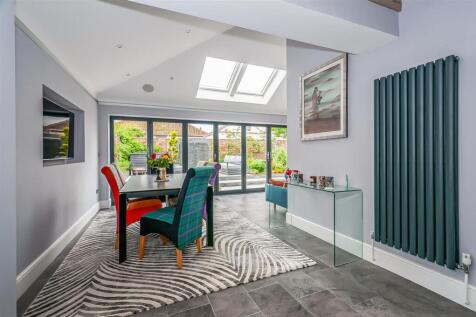 KITCHEN/DINING/ LIVING ROOM