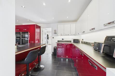 KITCHEN/ LIVING/ DINER