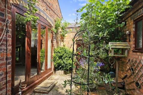 Side Garden