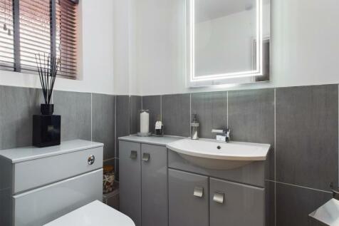 Ground Floor WC