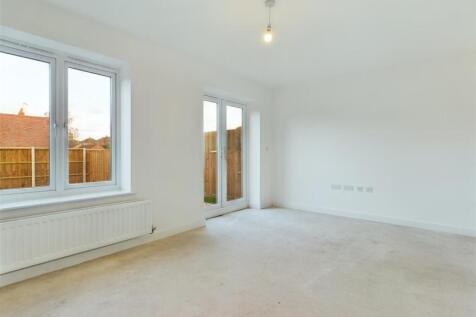 Plot 8 Lounge
