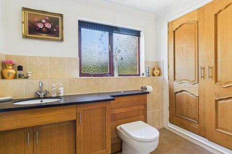 Ground Floor WC