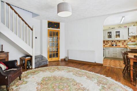 Lounge/Kitchen