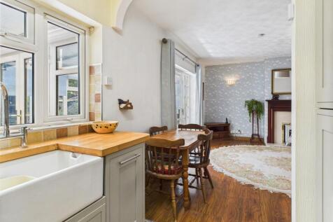 Kitchen/Lounge