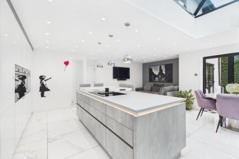 Dining Kitchen/Family Room