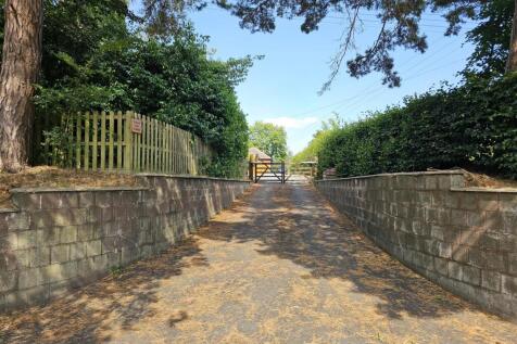 Driveway Entrance