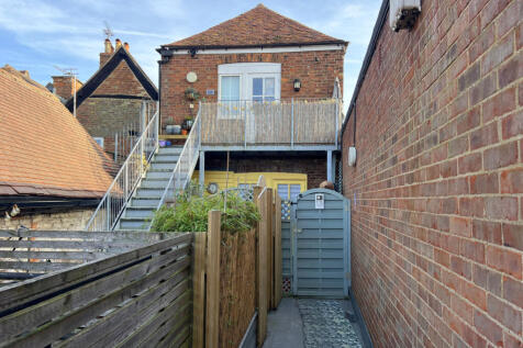 1 Bedroom Flat for Sale
