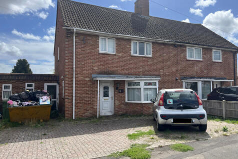 3 Bedroom Semi Detached for Sale