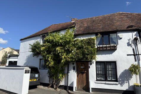 3 Bedroom  Cottage for Sale