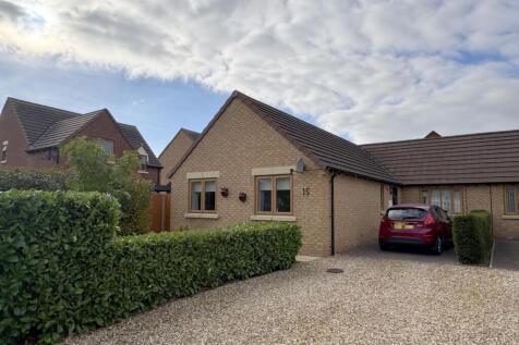 3 Bedroom Semi Detached Bungalow for Sale