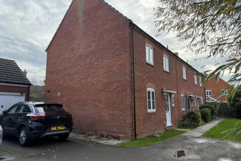 3 Bedroom End Terrace for Sale