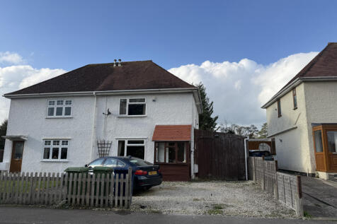 3 Bedroom Semi Detached for Sale