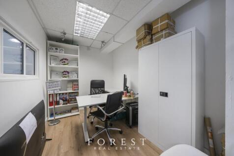 105109 Sumatra Road NW6 1PL2.jpg