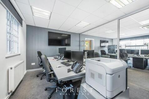 32303_forest_real_estate_77_79_maygrove_rd_3_lo.