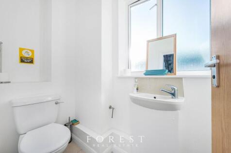 32303_forest_real_estate_77_79_maygrove_rd_10_lo