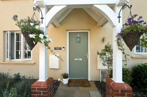 Front Garden and Driveway