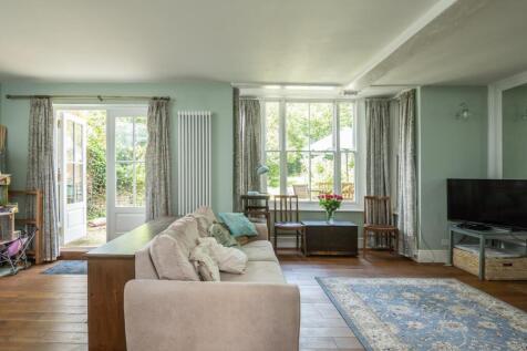 Latcham Dowling 33 Horslow Street Potton_MATTHEW P