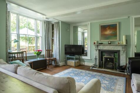 Latcham Dowling 33 Horslow Street Potton_MATTHEW P