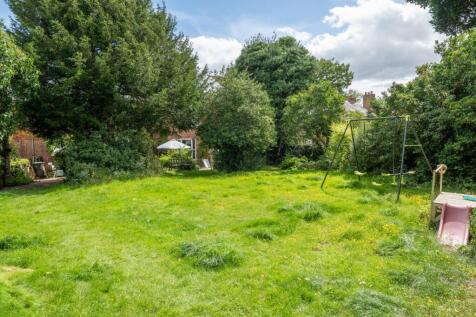 Latcham Dowling 33 Horslow Street Potton_MATTHEW P